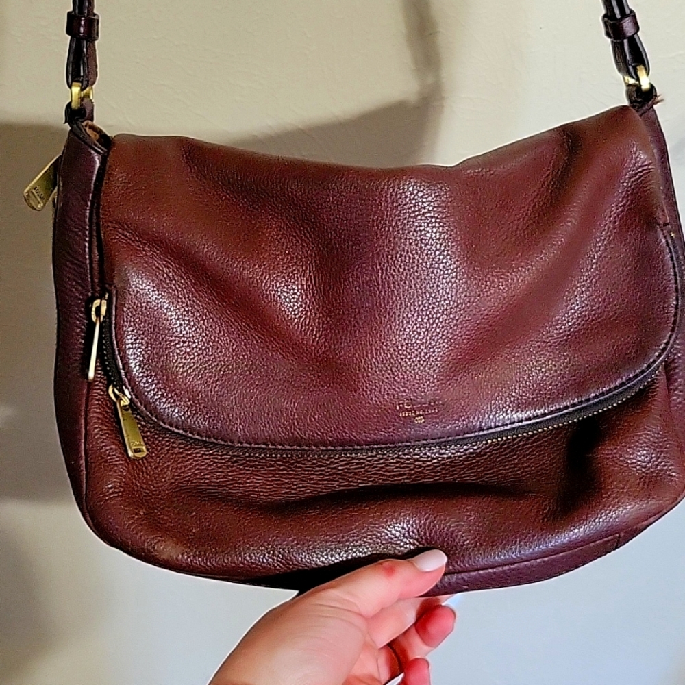 Fossil Peyton Cow Hide Leather Chestnut Crossbody Purse Bag